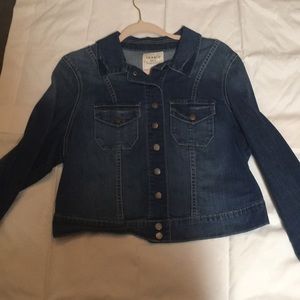 Short denim jacket